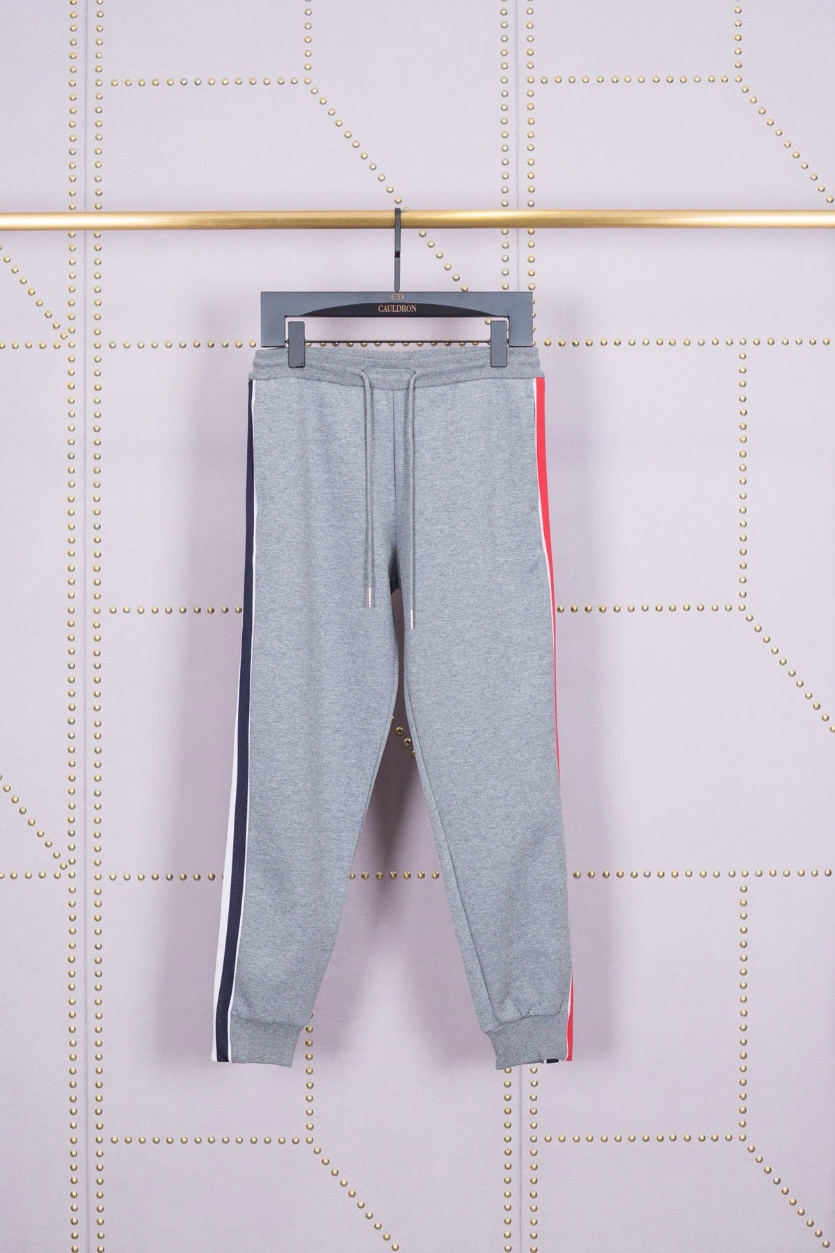 Graue Baumwoll-Jogginghose mit roten Streifen – Herren