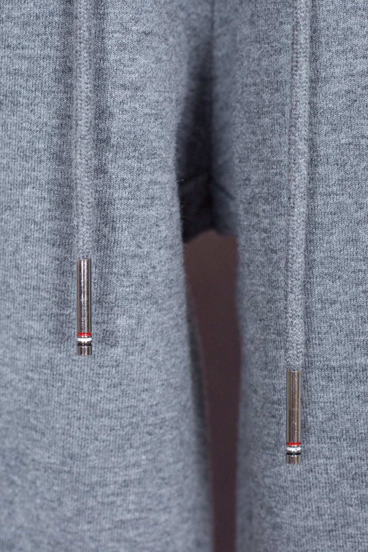 Graue Baumwoll-Jogginghose mit roten Streifen – Herren