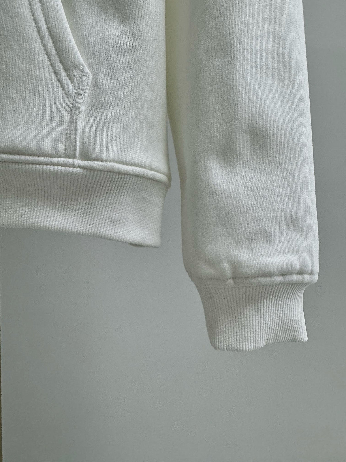 Schwarzer Baumwoll-Pullover mit Brustaufdruck – Herren