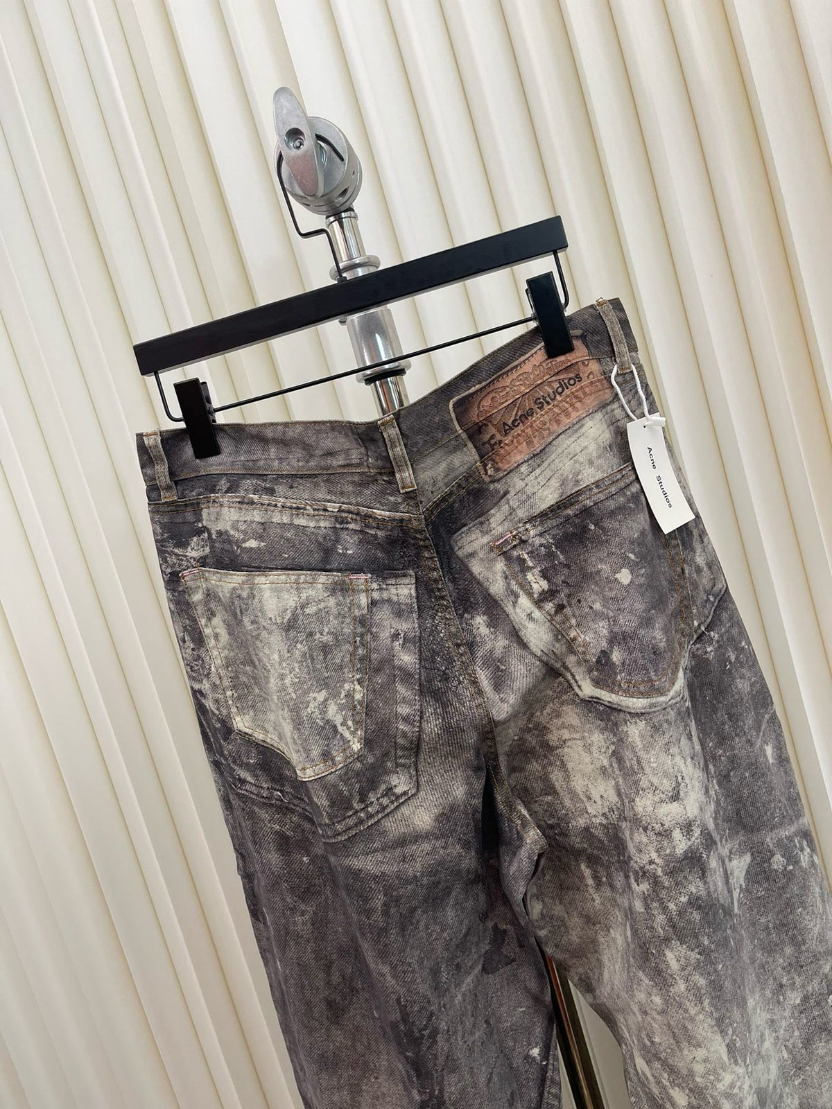 Braune Jeans mit Schlammwäsche und weitem Bein – Herren