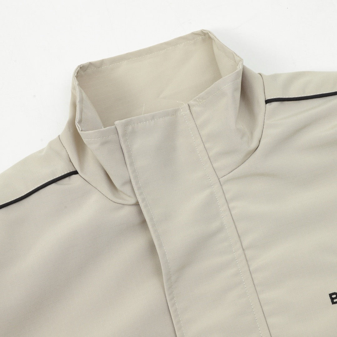Cremefarbener Trainingsanzug aus Nylon mit Paspelierung – Herren