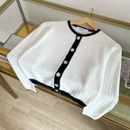 Weiße Tweed-Strickjacke mit Kontrastbesatz – Damen