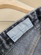Graue Acid-Wash Jeans mit geradem Bein - Damen