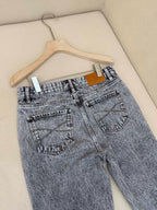 Graue Acid-Wash Jeans mit geradem Bein - Damen