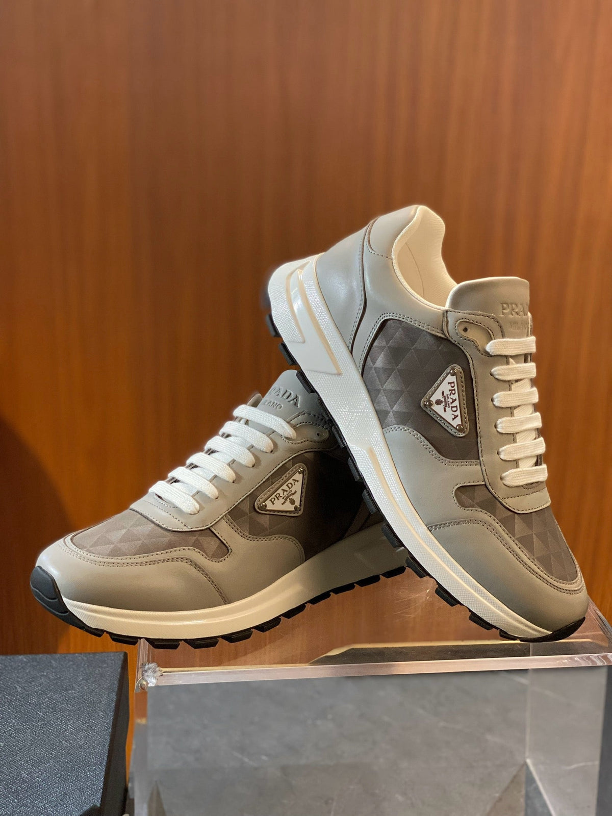 Grey Suede Colourblock Runner - Men's