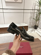 Schwarzer Leder-Loafer mit klobiger Sohle – Herren