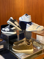 Mehrfarbige Turnschuhe