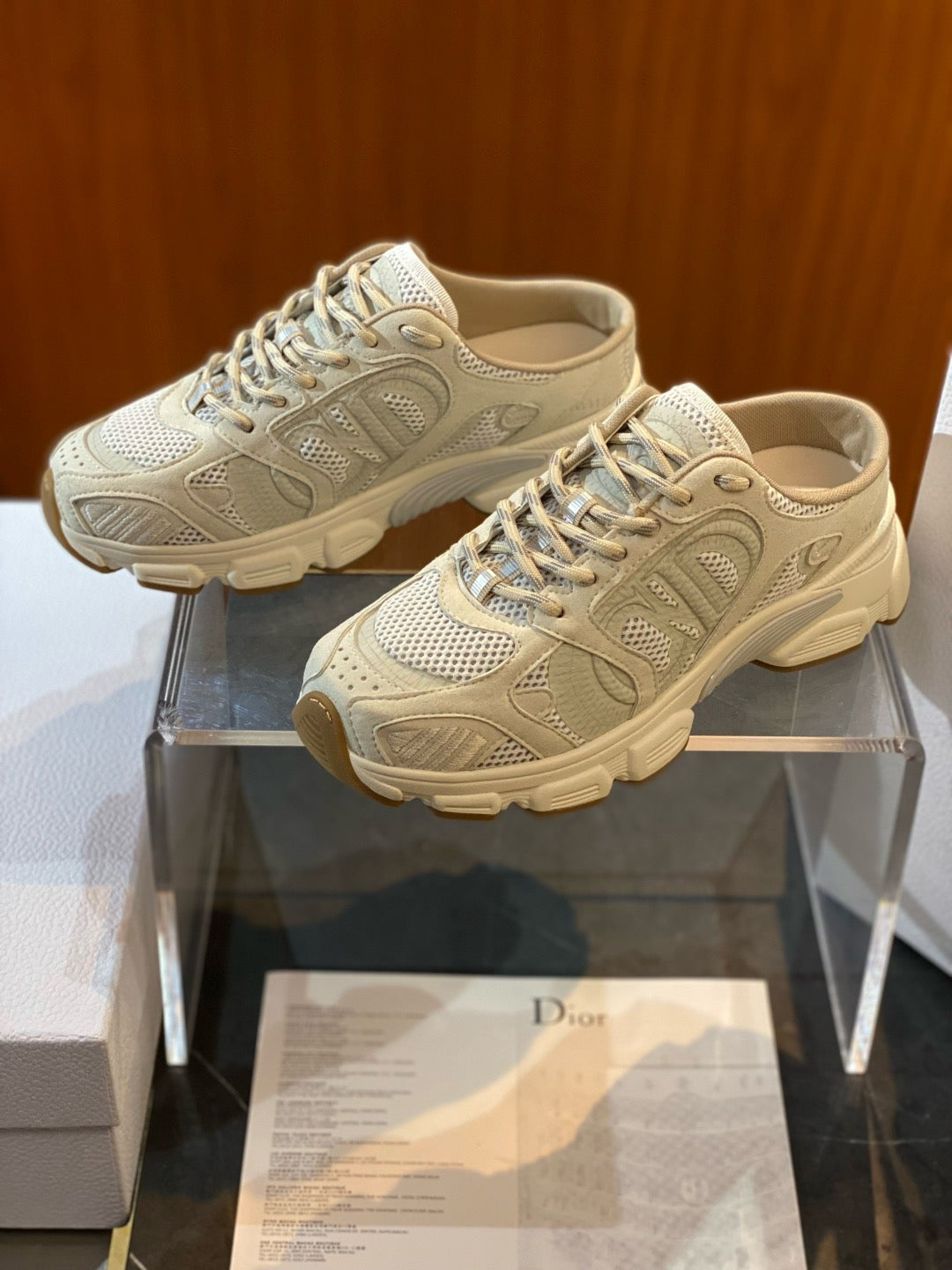 Grey Mesh Print Runner - Women's