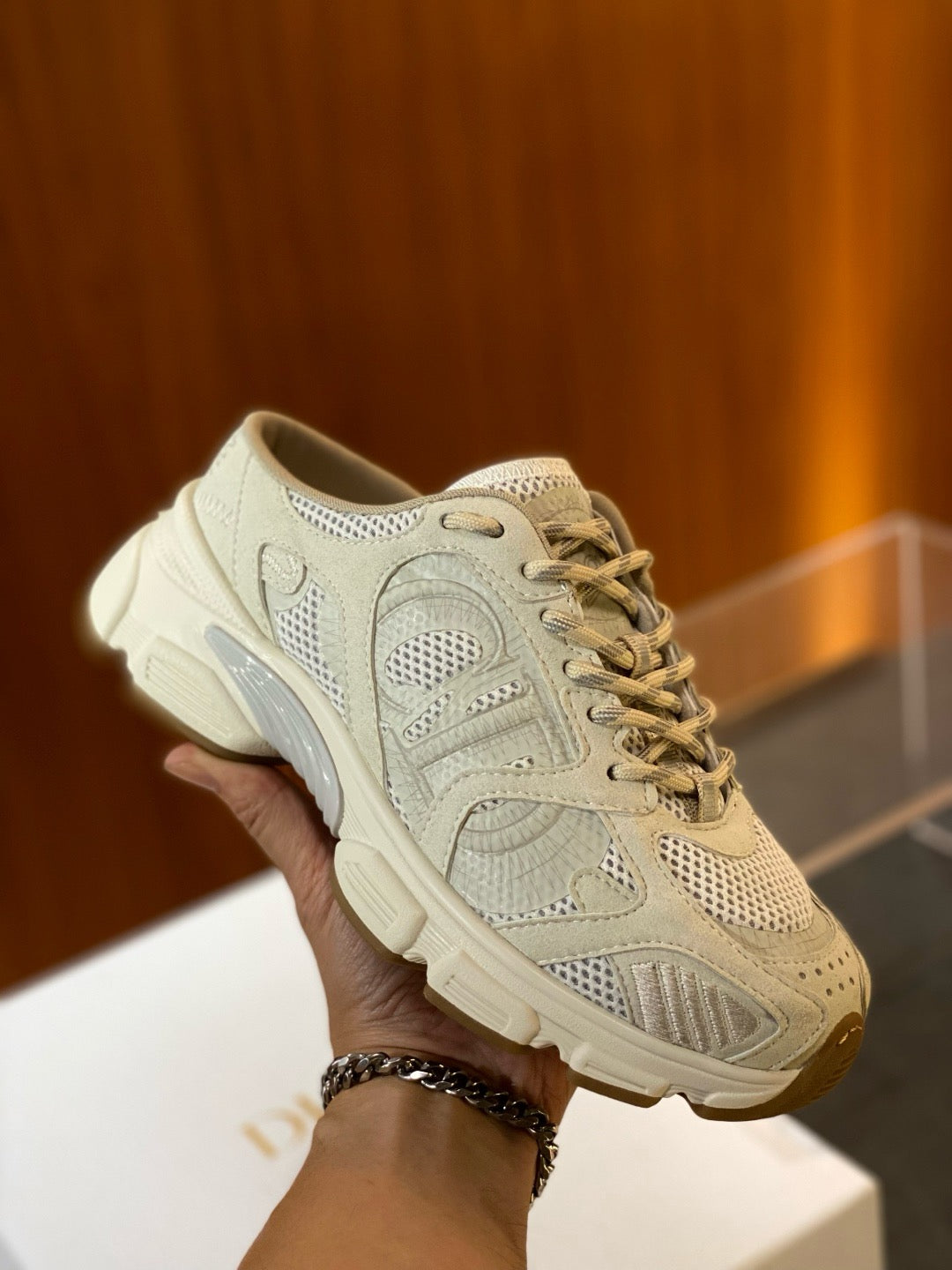 Grey Mesh Print Runner - Women's