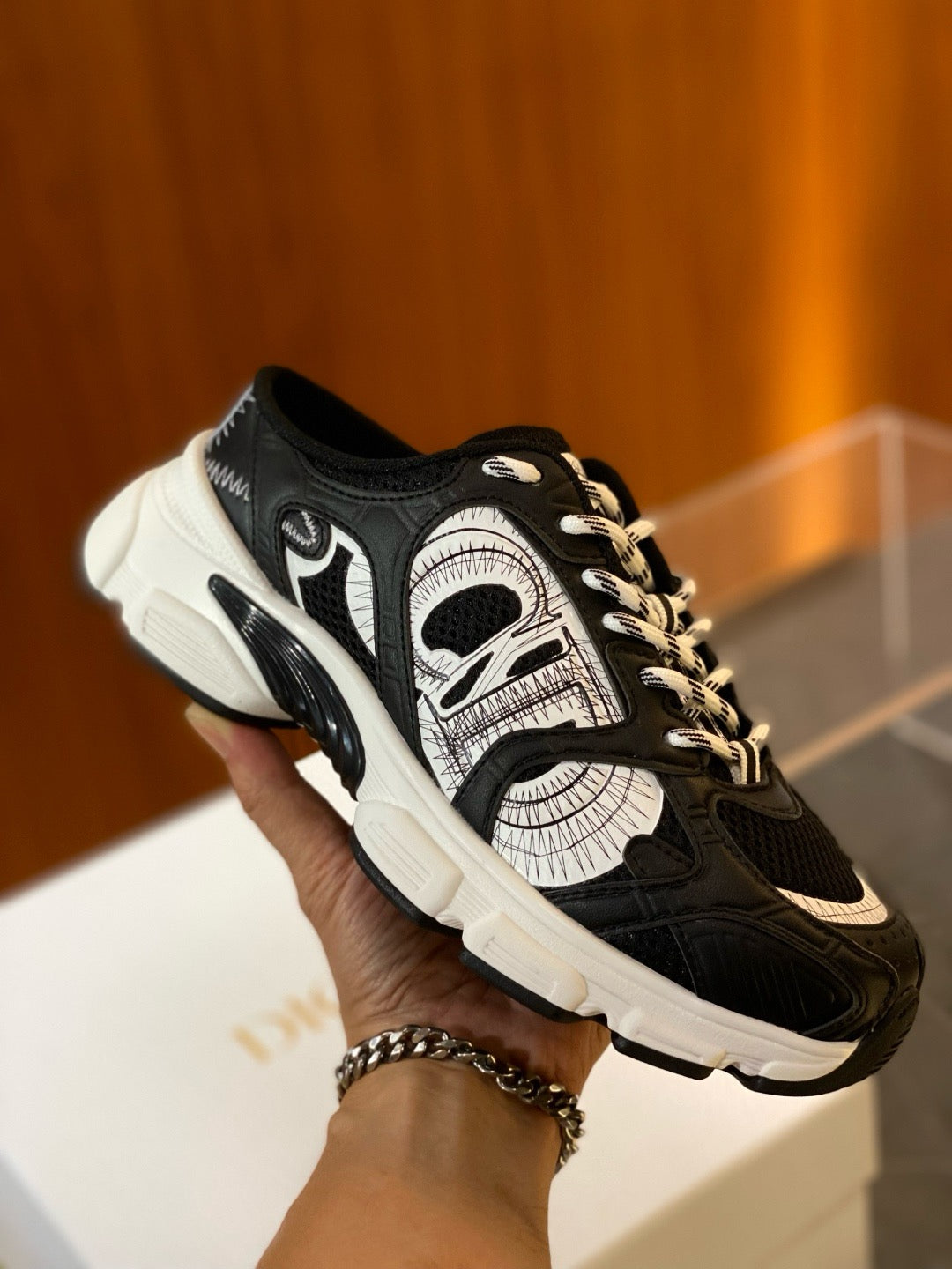 Grey Mesh Print Runner - Women's