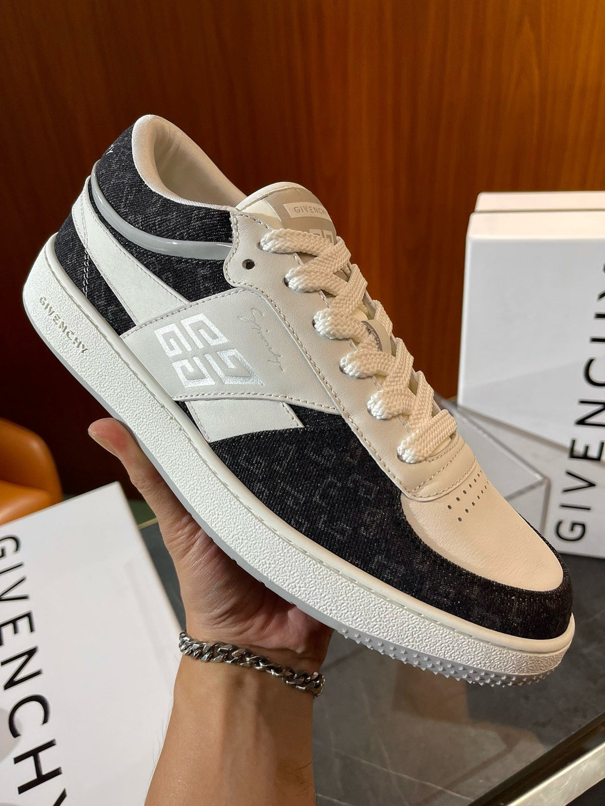 Cream Leather Panelled Low-Top - Men's