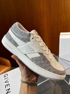 Cremefarbene Low-Top-Sneaker mit Leder-Paneelen – Herren