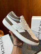Cremefarbene Low-Top-Sneaker mit Leder-Paneelen – Herren
