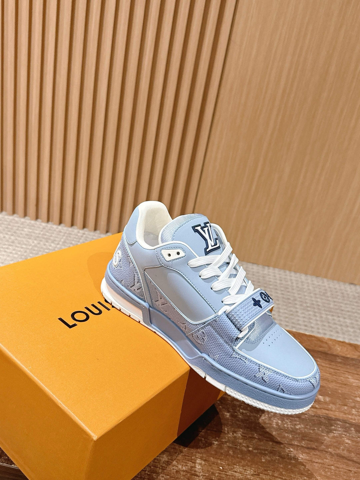 Trainer Navy and White