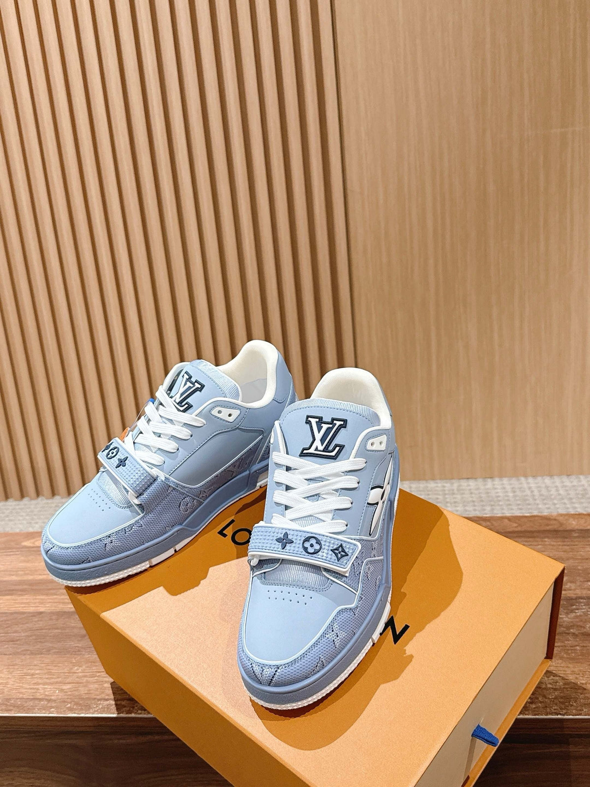 Trainer Navy and White
