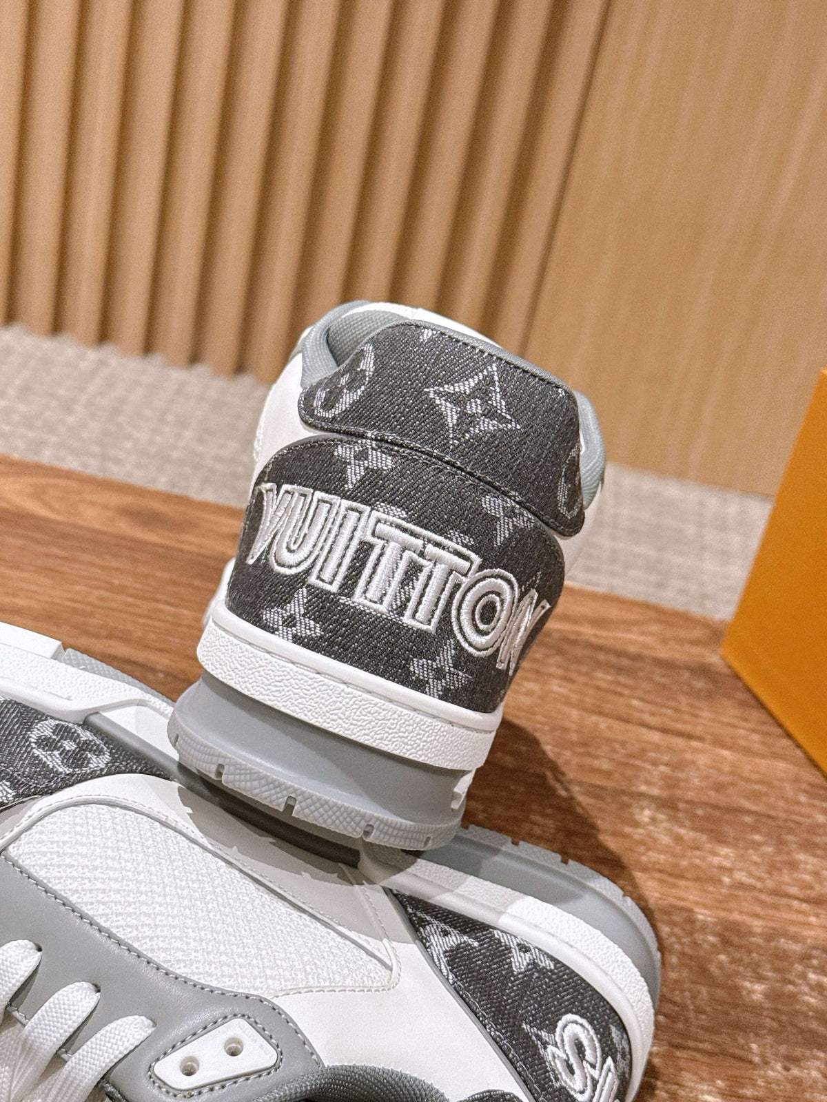 White Leather Graphic Chunky - Men's