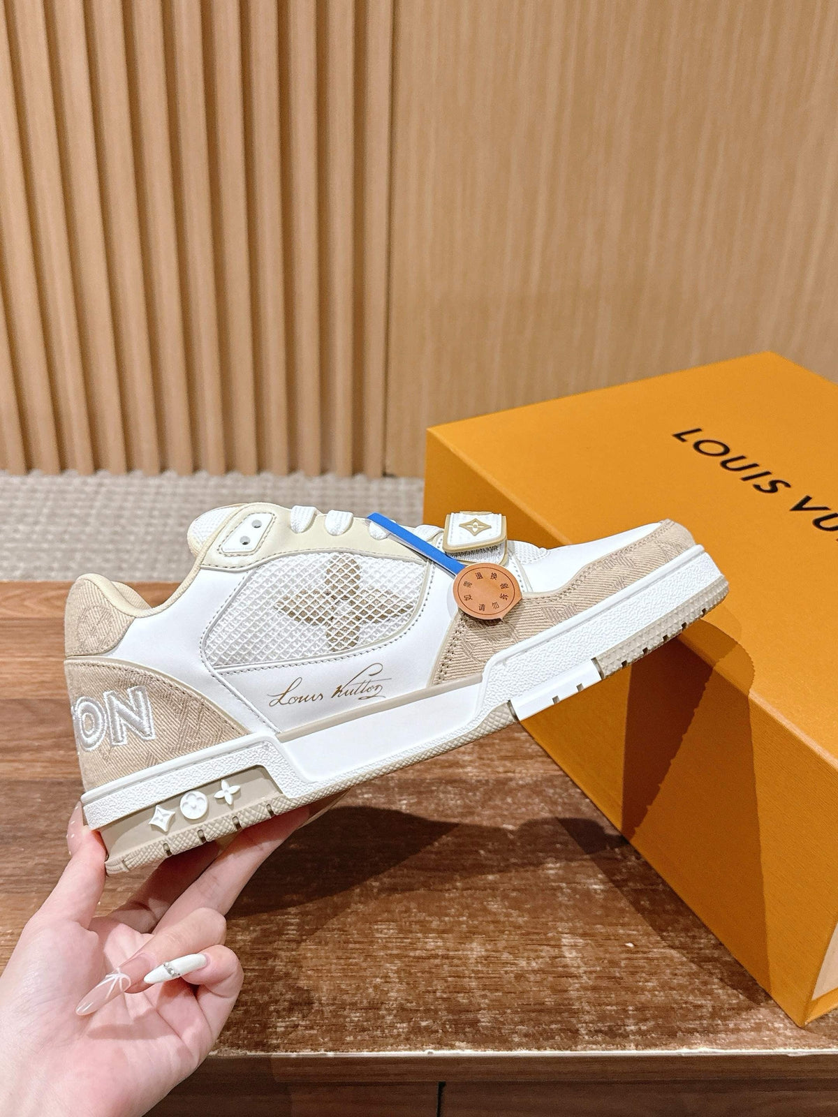 White Leather Graphic Chunky - Men's