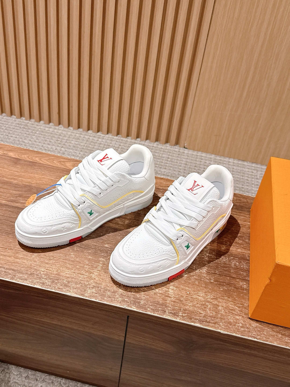 Trainer White Rainbow