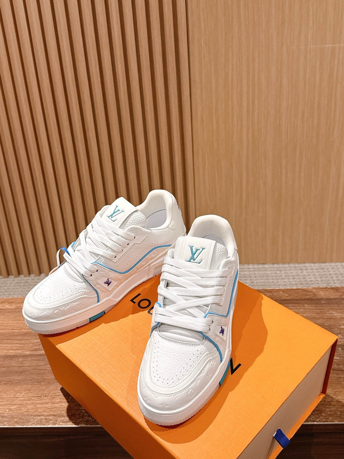 Trainer White Rainbow