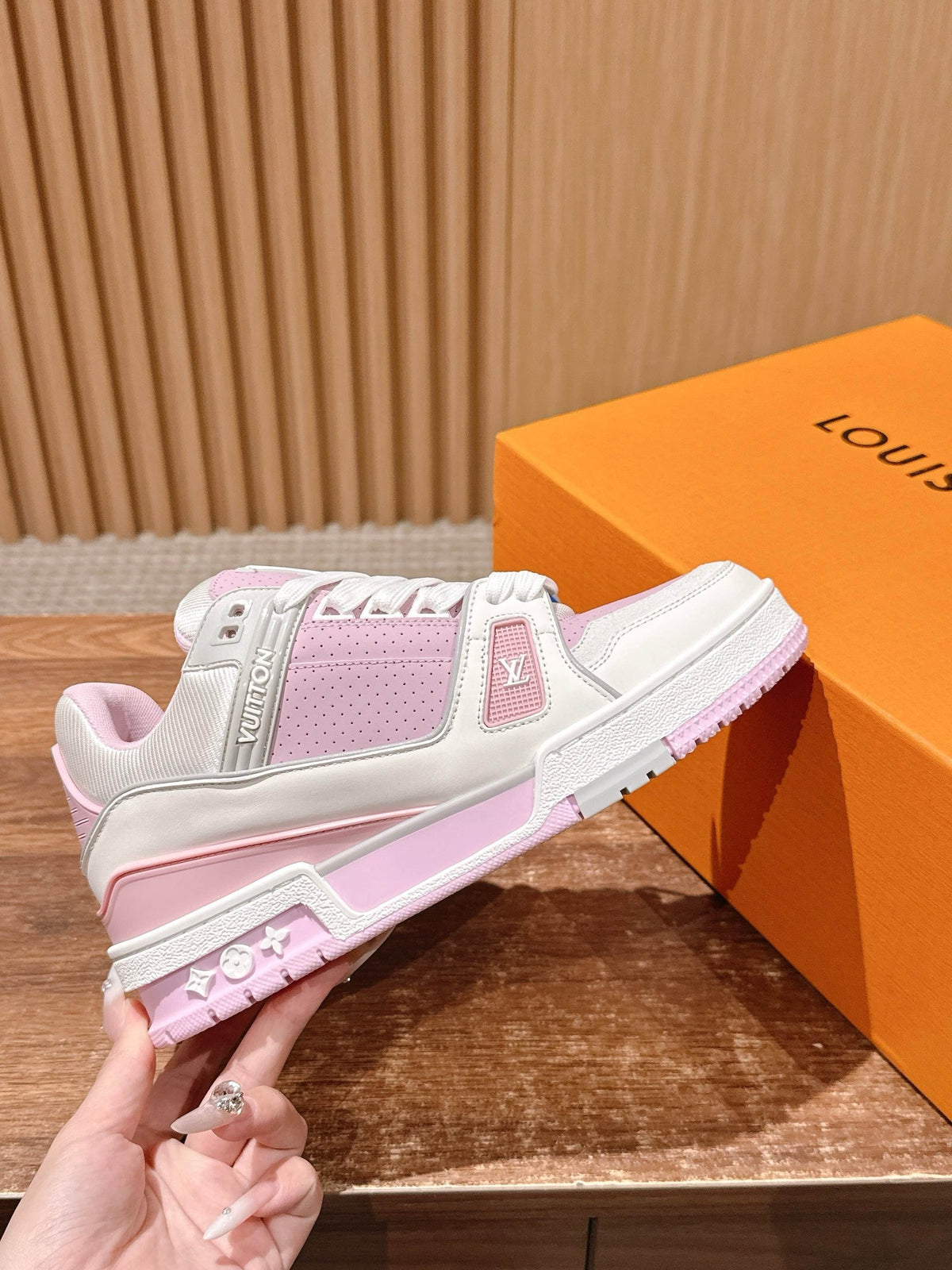Trainer Pink