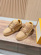 Trainer Black Textured