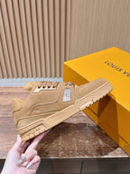 Trainer Black Textured