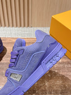 Trainer Black Textured