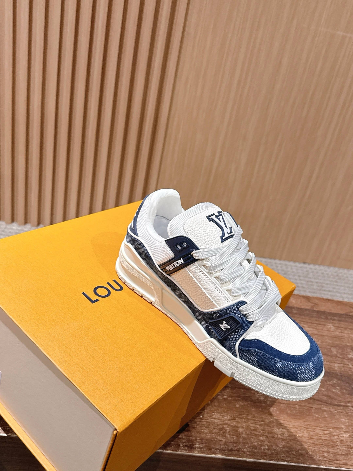Trainer Monogram Denim
