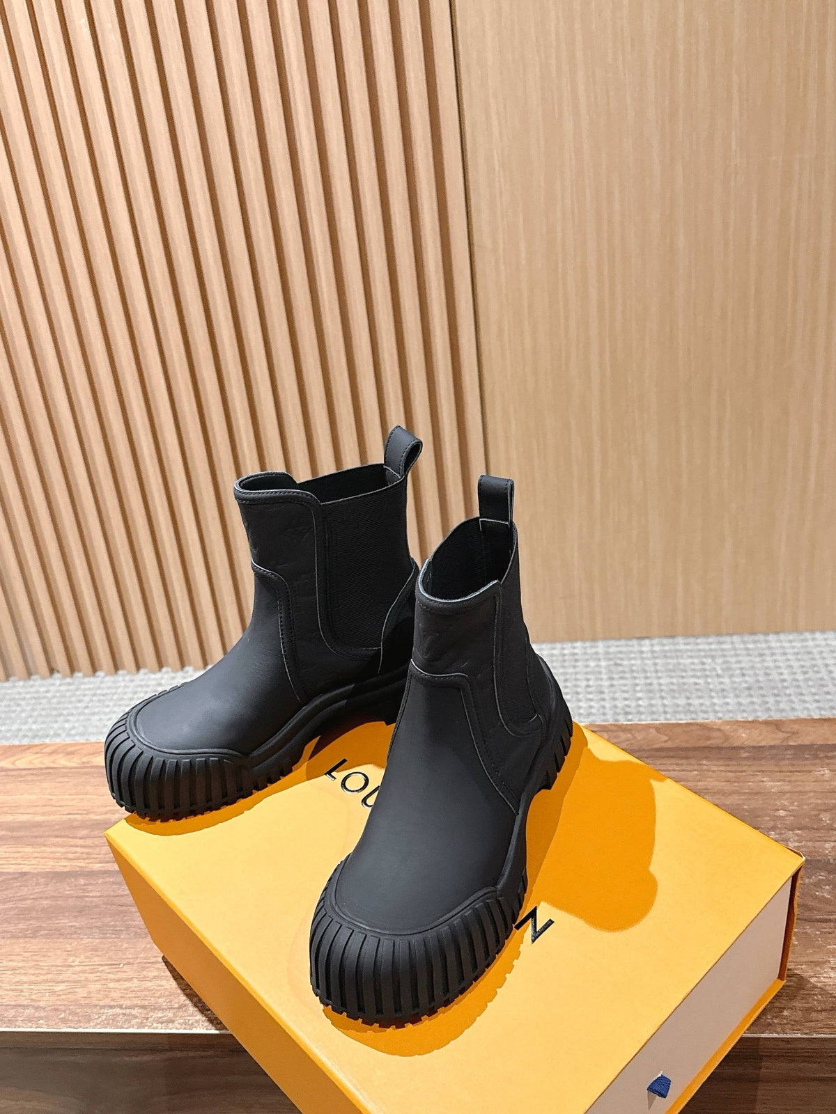 Black Leather Ridged Sole Chelsea Boot - Women's
