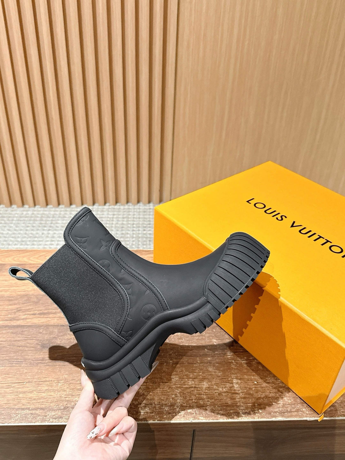 Black Leather Ridged Sole Chelsea Boot - Women's