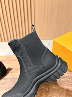Black Leather Ridged Sole Chelsea Boot - Women's