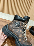 Black Leather Lug Sole Lace-Up Boot - Women's