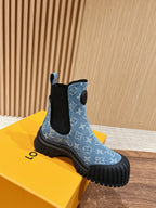 Black Leather Logo Chelsea Boot - Women's