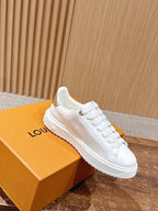 Weißer Low-Top mit Monogramm-Zehenkappe aus Leder – Damen