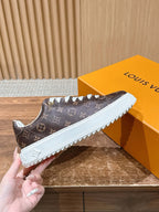 Weißer Low-Top mit Monogramm-Zehenkappe aus Leder – Damen
