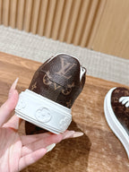 Weißer Low-Top mit Monogramm-Zehenkappe aus Leder – Damen