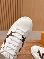 Schwarze Low-Top-Sneaker aus Leder mit Monogramm – Damen
