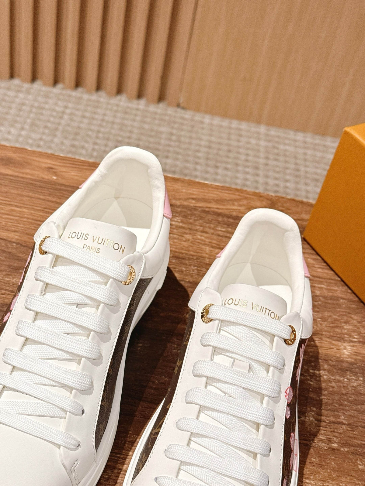 White Leather Embellished Low-Top - Women's