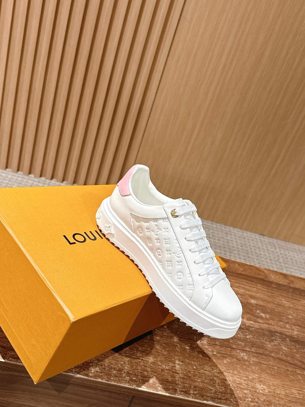 White Leather Embellished Low-Top - Women's