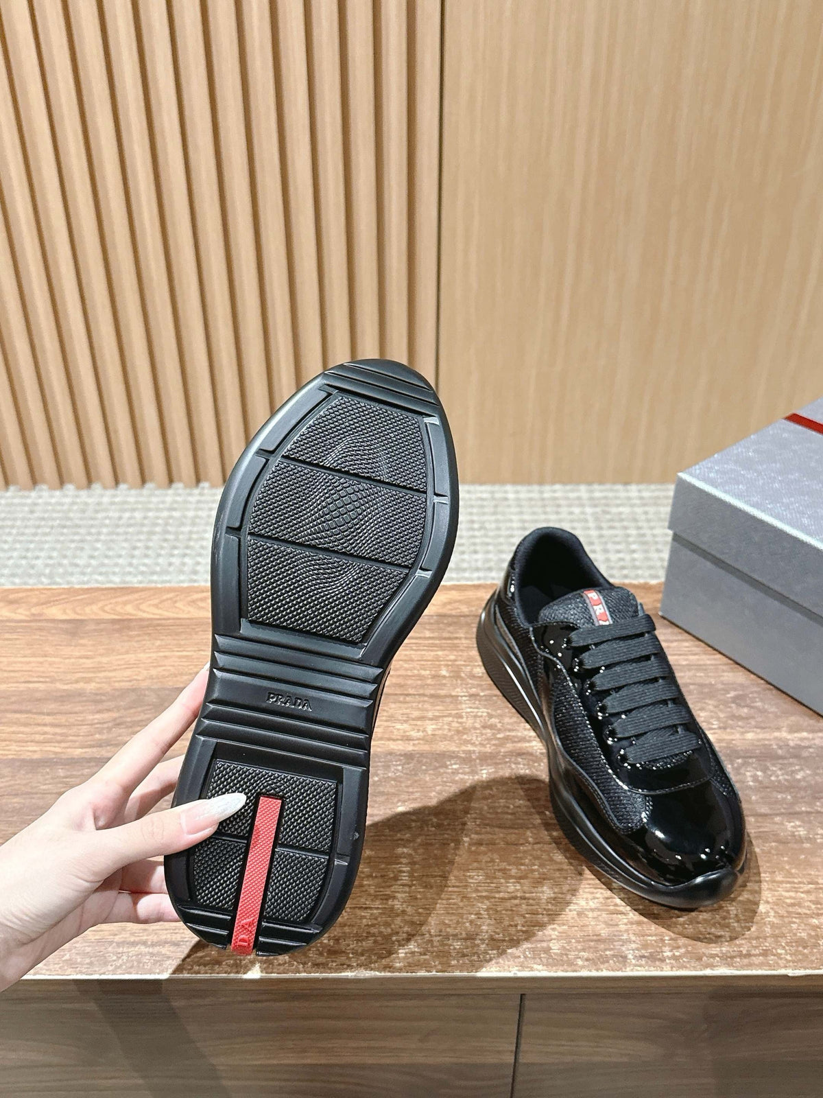 Black Leather Patent Low-Top - Men's