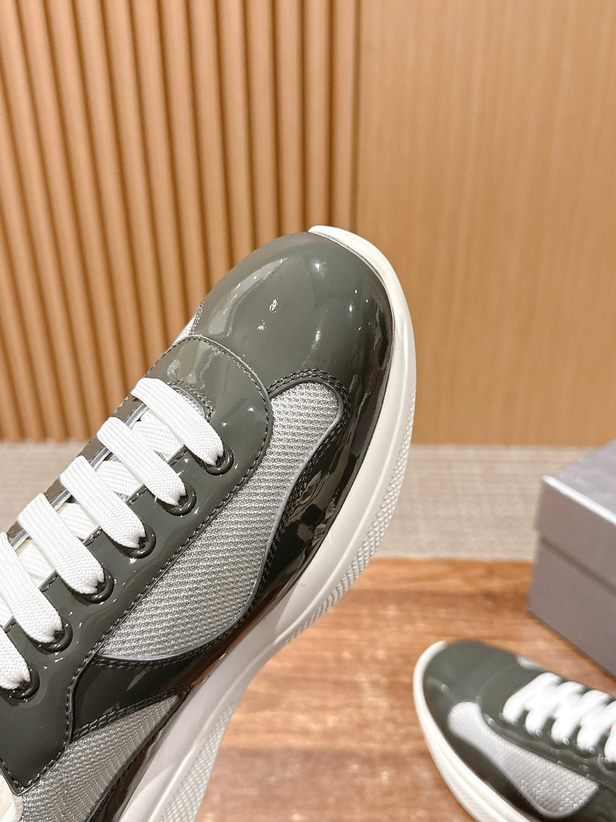 Black Leather Patent Low-Top - Men's