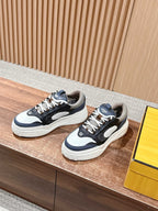 Mehrfarbige Sneakers