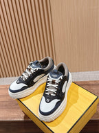 Mehrfarbige Sneakers