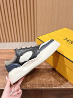 Mehrfarbige Sneakers