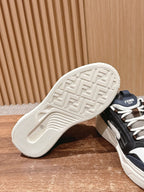 Mehrfarbige Sneakers