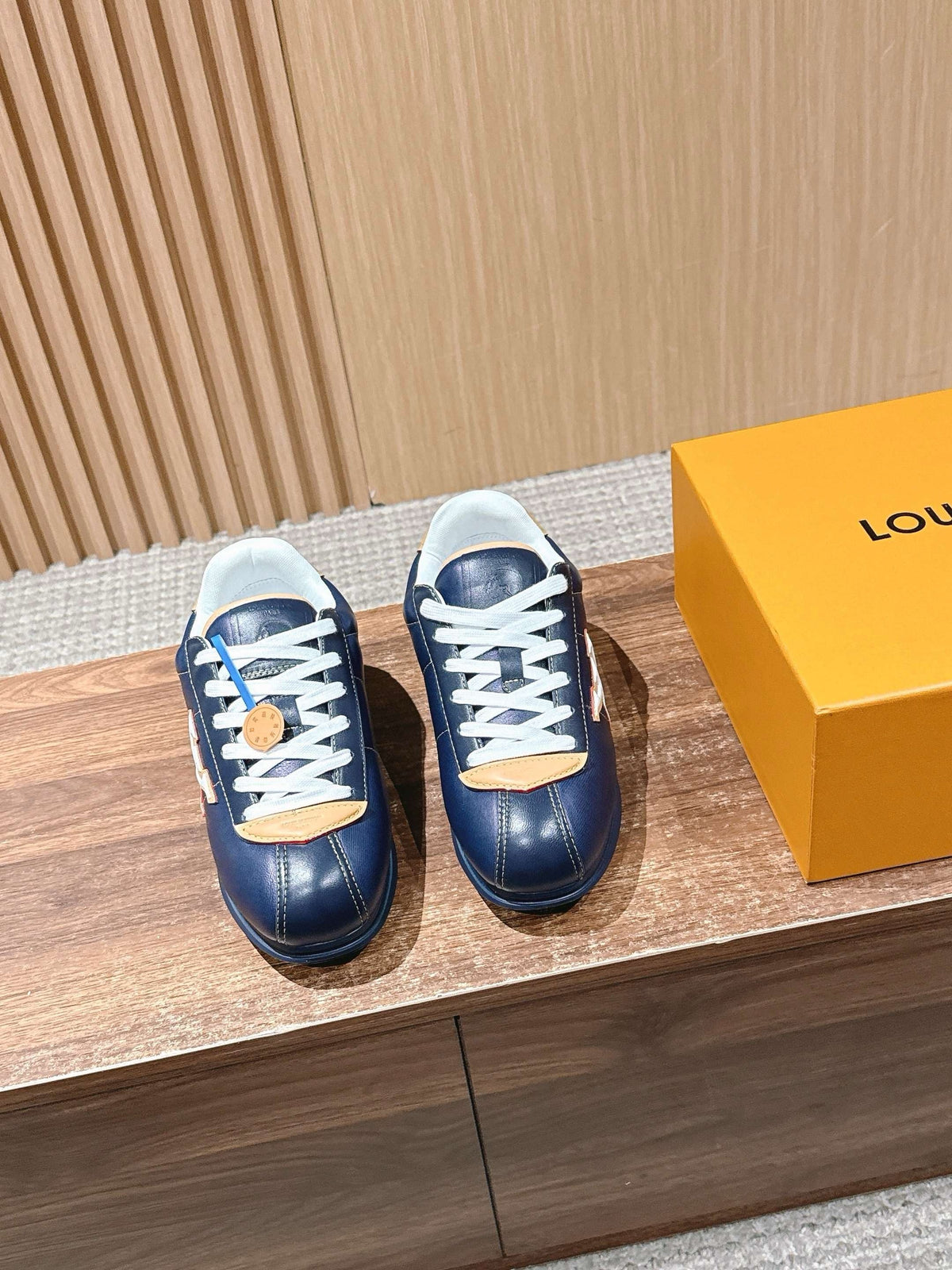 Trainer Navy