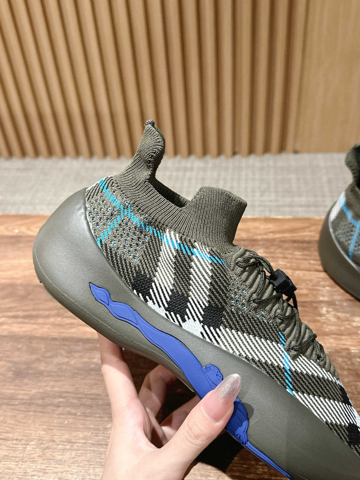 Black Knit Check Sock Runner - Men's