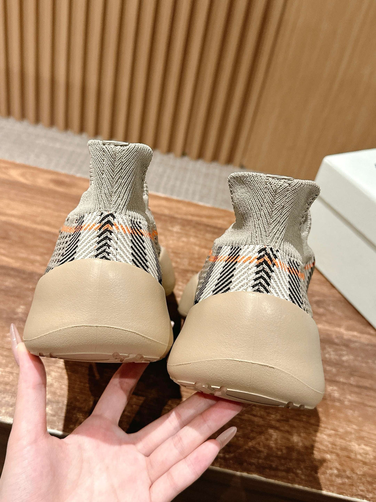 Black Knit Check Sock Runner - Men's