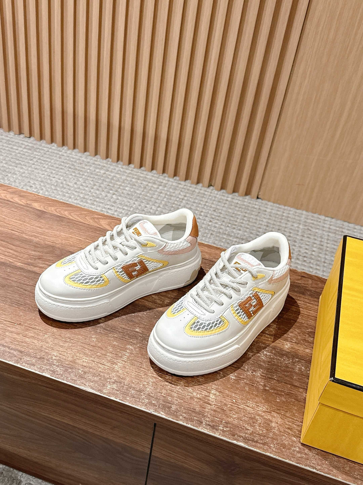 White Leather Contrast Trim Low-Top - Women's