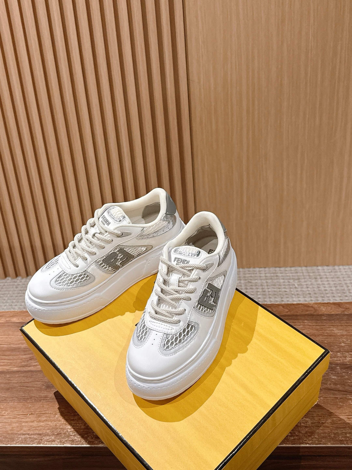 White Leather Contrast Trim Low-Top - Women's